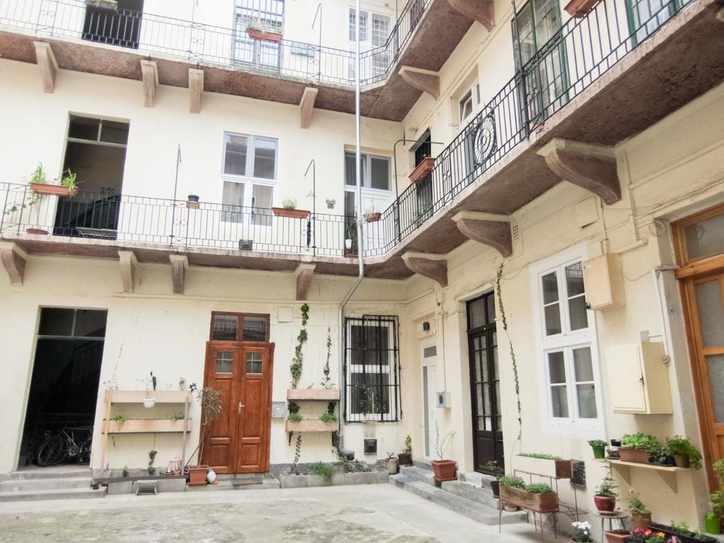 Goldcentral Apartment Dob บูดาเปสต์ ภายนอก รูปภาพ